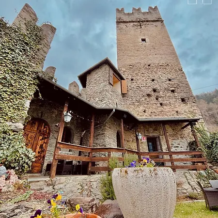 Foppoli Castle, Private 11Th Century Fortress With Panoramic View, Sauna And Hot Tub Overlooking The Valtellina Mazzo di Valtellina Exterior photo