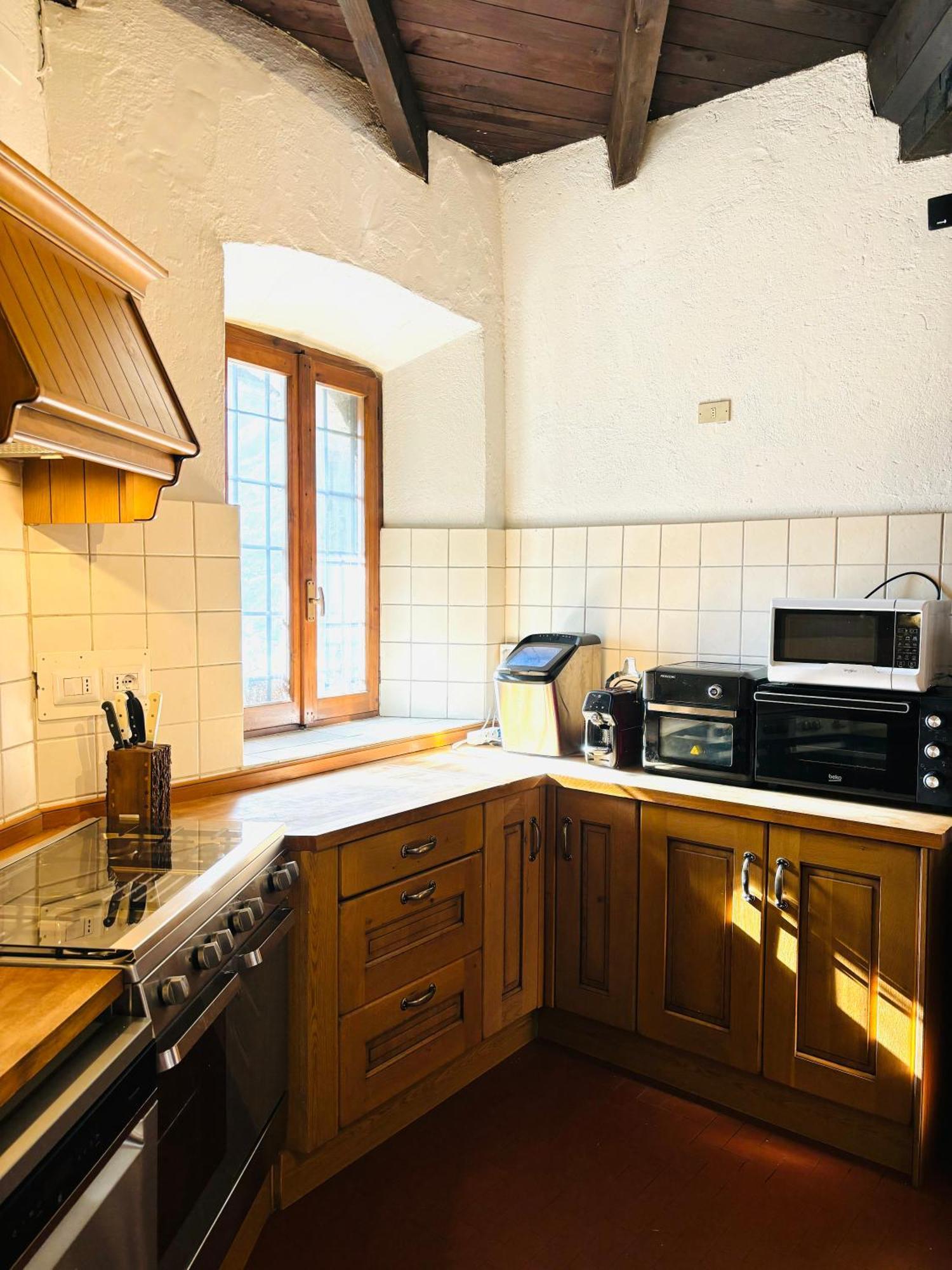Foppoli Castle, Private 11th Century Fortress With Panoramic View, Sauna And Hot Tub Overlooking The Valtellina Mazzo di Valtellina