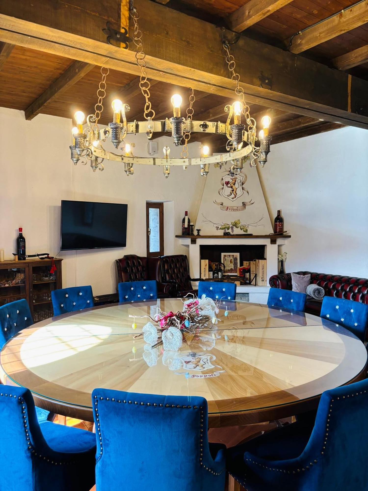 Foppoli Castle, Private 11th Century Fortress With Panoramic View, Sauna And Hot Tub Overlooking The Valtellina * Mazzo di Valtellina